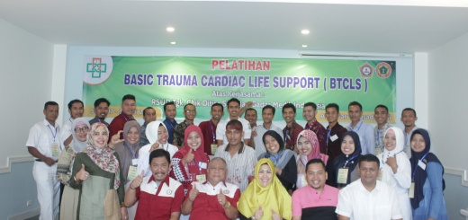 Pelatihan Basic Trauma Cardiac Life Support (BTCLS) di RSUD Tgk Chik Ditiro